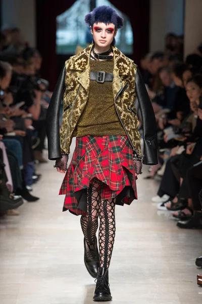 Look 31